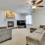 Family-Friendly Tobyhanna Home With Community Pool