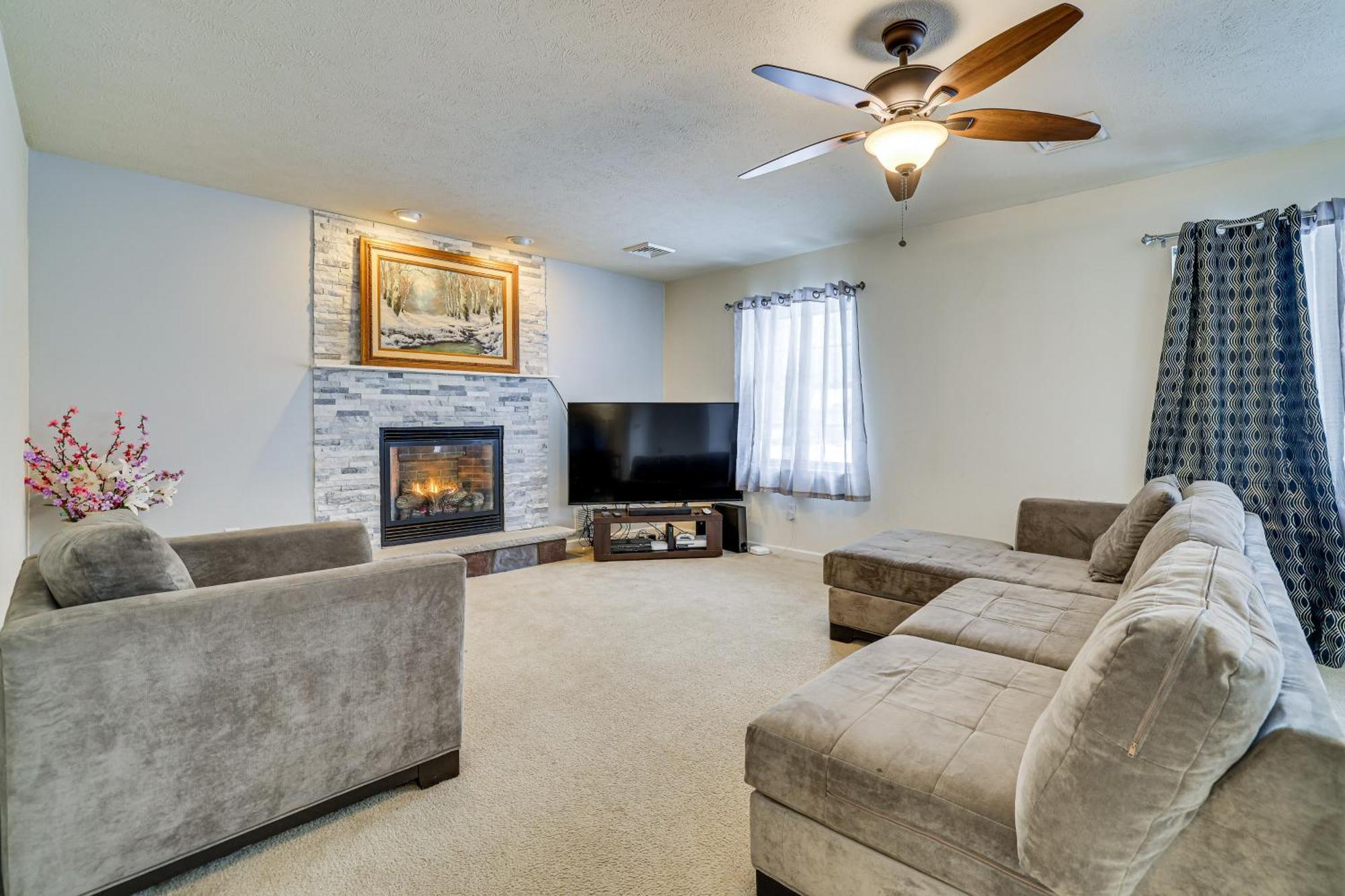 Holiday home Family-friendly With Community Pool